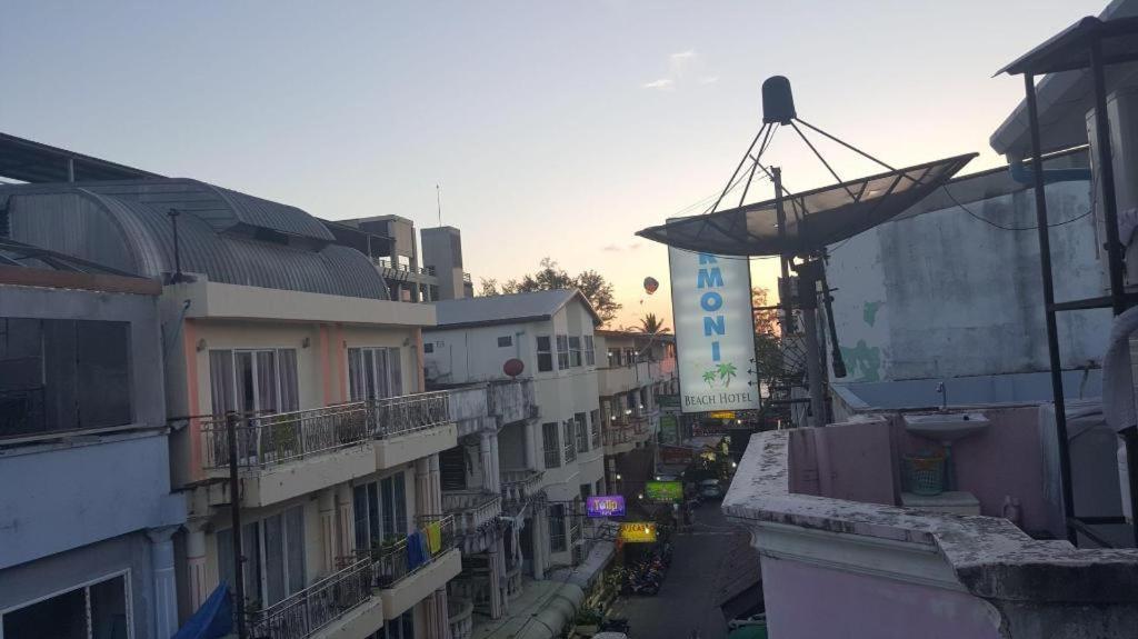 Long Beach Hotel Patong Exterior foto