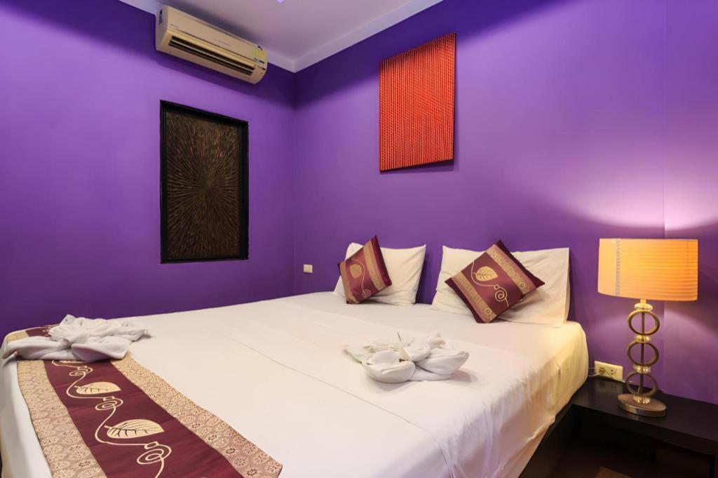 Long Beach Hotel Patong Exterior foto